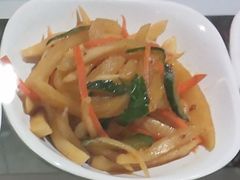 酸辣萝卜丝-老妈食光小馆(国权路店)