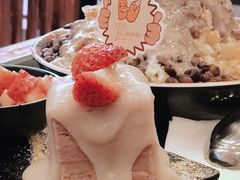 草莓芋泥蛋糕-鲜芋仙(高新万达广场店)
