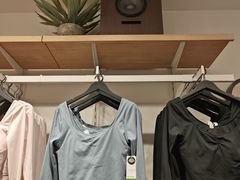-Hollister(天环广场店)