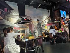 大堂-马路牙子地桌烤肉(工体店)