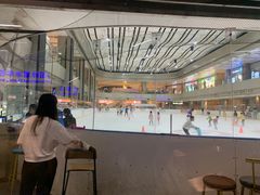-冰堡国际溜冰场(观澜湖新城MHMALL店)