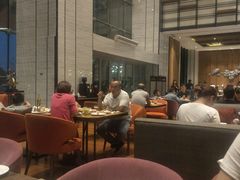 大堂-飨食汇全日制餐厅·昆山皇冠假日酒店(九方店)