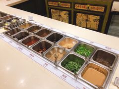 自助调料区-古关火锅店(古北水镇景区店)