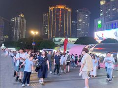 -观音桥步行街