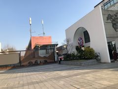 -杭州上海世界外国语小学