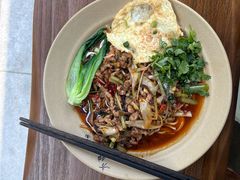 -方铲铲·成都板凳面(滨江银泰店)