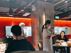 大堂-四季民福烤鸭店(西单华威约饭街店)