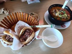 砂锅驴杂-闫家驴肉老店(华电一校店)