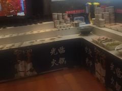 -沸炉重庆老火锅(军事博物馆店)