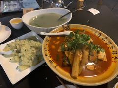 -喜洲翰林餐厅(董家百年老宅店)