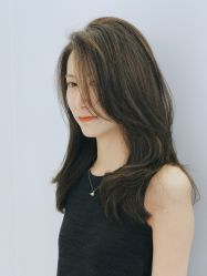 -变画·发型STUDIO