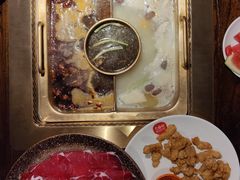 -九鼎轩脆毛肚火锅(商业街店)