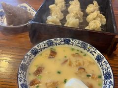 -张家巷美食(南浔店)