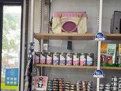-瑞鹏·疫苗·绝育·宠物医院(金沙洲店)