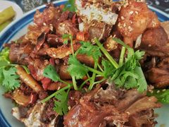 -八两八金·莱芜特色炒鸡(市南漳浦路店)