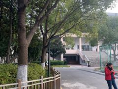 -上海市浦东外事服务学校