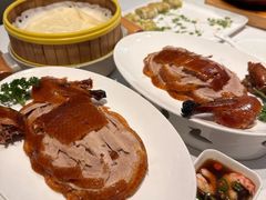 琉璃一品酥烤鸭-荣里烤鸭