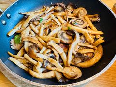 橄榄油煎三种菇-庆春朴门