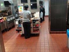 -麦当劳(光新乐购店)