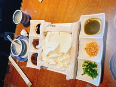 一块豆腐-95号酱骨·一块豆腐(展春园西路店)