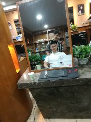 -水灵珑美容造型中心