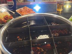 -邓莽子老火锅(中兴路总店)