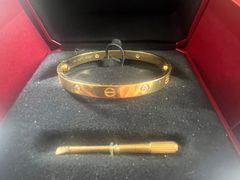 -聚云奢二手奢侈品黄金手表包包回收·中古店(中福城店)