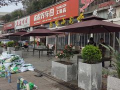 -去吃小龙虾·江湖菜·烧烤(南滨路店)