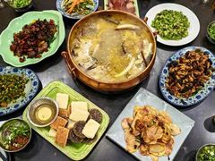 -三锅莊·牦牛肉火锅·香格里拉特色藏餐宴请餐厅(菱角塘路店)
