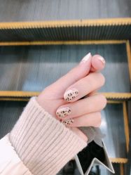 -槿里日式美甲工作室