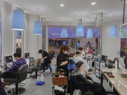 -Mentor Hair Salon