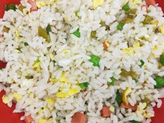 -江城燕子大排档(江汉路步行街店)