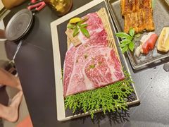 -山川小町·极番烧肉(新地假日广场店)
