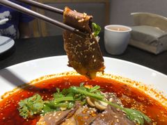 -万重锦·人文川菜馆(骡马市店)