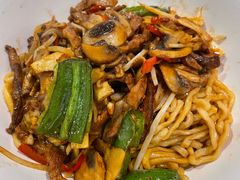 生爆牛肉面-寻裕记·现炒浇头面(人民广场店)