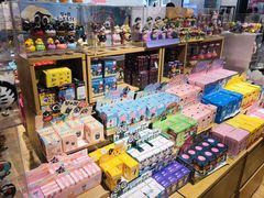 -九木杂物社(恒隆广场店)