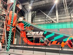 -极限PLAY运动娱乐新世界·团建派对表演休闲馆·室内高空游乐园