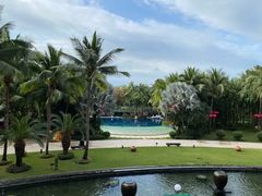 -三亚湾海居铂尔曼度假酒店