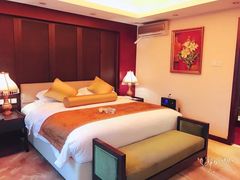 -中家鑫园温泉酒店鑫悦汤泉