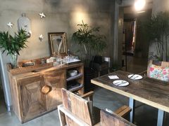 -HIGH FIVE哈福手工汉堡(桂林路店)