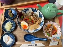 -啢啢茶寮(芳华横街店)