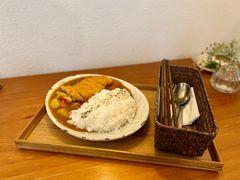 咖喱炸猪排堤坝饭-Ginko银子(青龙街店)