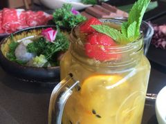 -捞王锅物料理(上海世茂广场店)