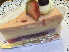 樱桃慕斯-丁香西饼屋(桂林路店)