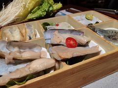 -四点金粥底火锅(沂州里店)