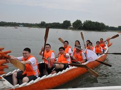 -崇明岛拓展训练真人CS镭战基地