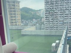 -珠海拱北口岸希尔顿欢朋酒店