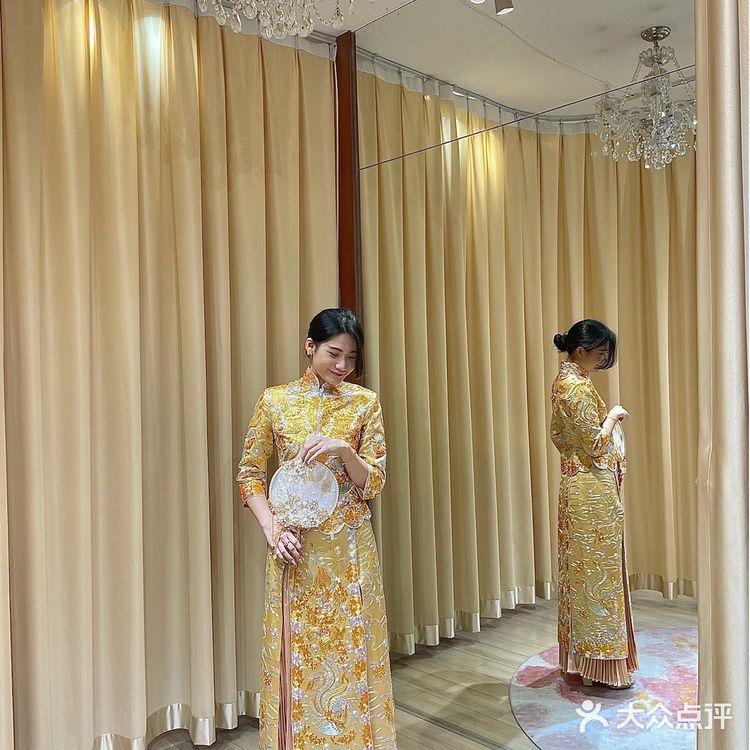 东莞试纱|自带光圈的金色秀禾 气场全开