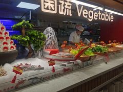 -四囍码头海鲜烧烤自助火锅(外滩南京东路悦荟广场店)