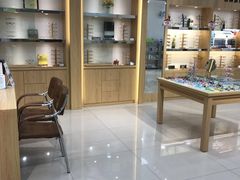 -何氏眼科视光中心·眼镜·配镜(汇泉东路店)